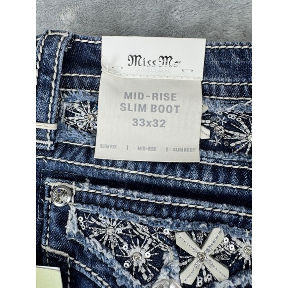 Miss Me women's Bootcut Jeans Dark
Blue Stitch Mid Rise  Size 33 wide leg - Picture 3 of 13